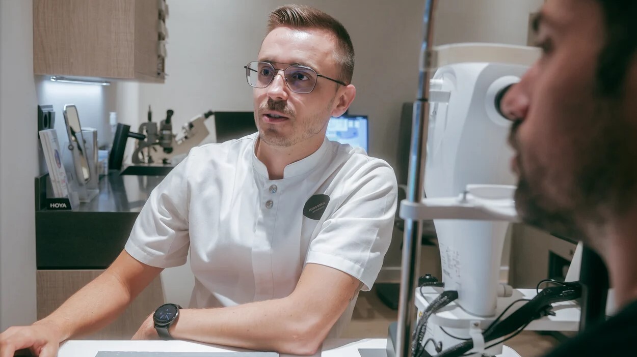 OCT and Its Application in Optometry, An Example of Specialization Image